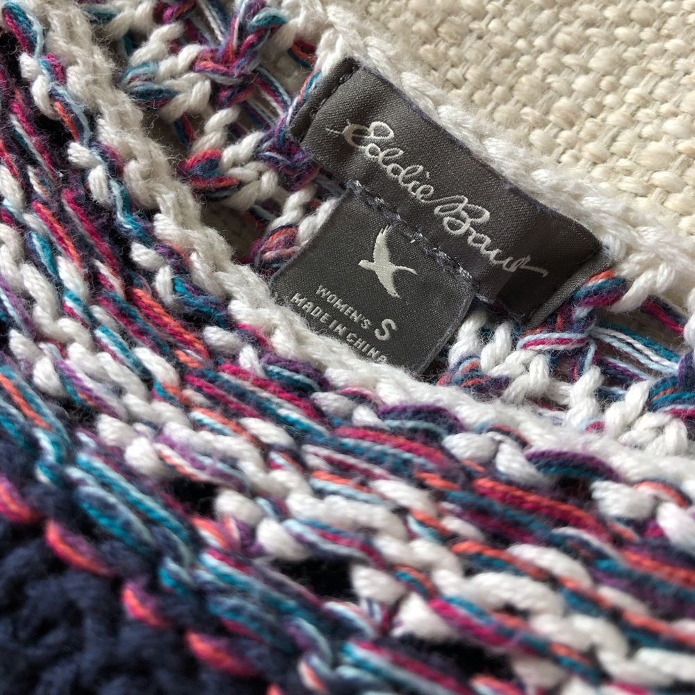 ✨EDDIE BAUER SWEATER SIZE SMALL✨